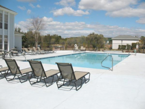 Colony Club M5 Condo with Pool Access